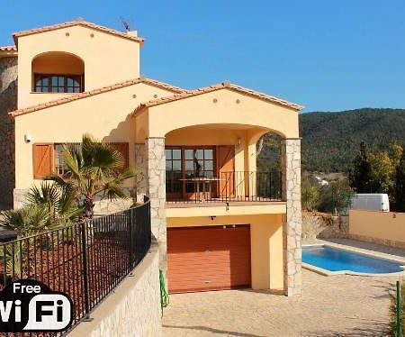 קלנג'ה Villa Catalana חדר תמונה